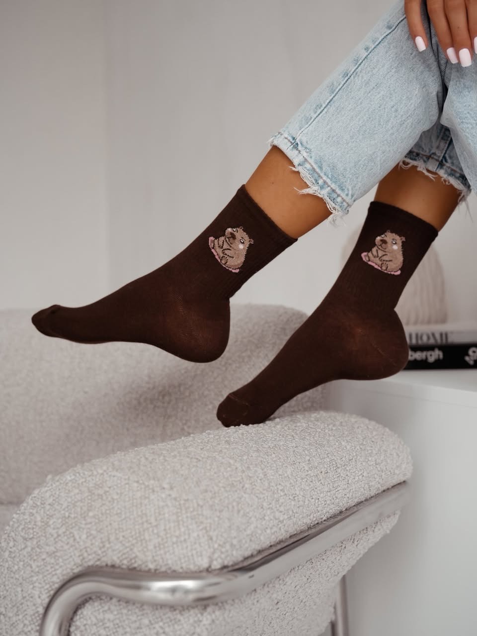 Skarpetki Damskie Siedząca Kapibara Kolor Brązowy