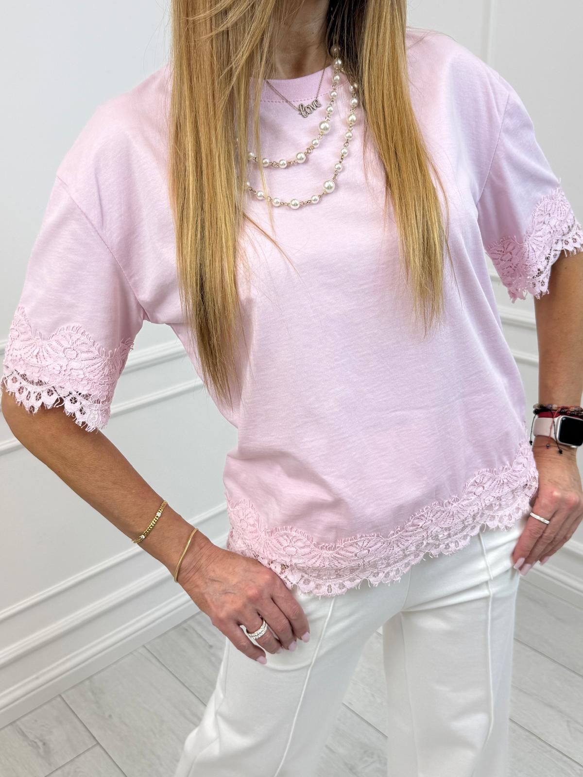Różowa Bluzka T-shirt z Koronkowym Wykończeniem LUMINA