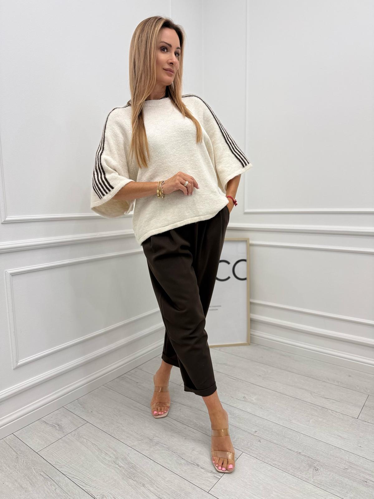 Sweter z Lampasem na Rękawie Ecru