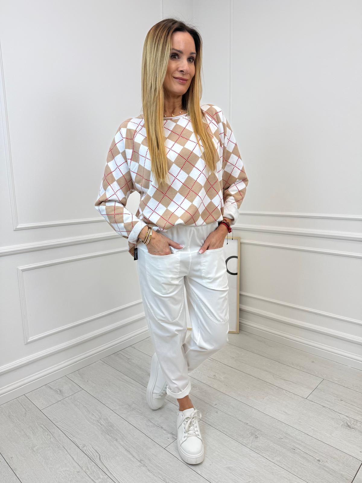 Białe Spodnie Minouu z Kieszeniami