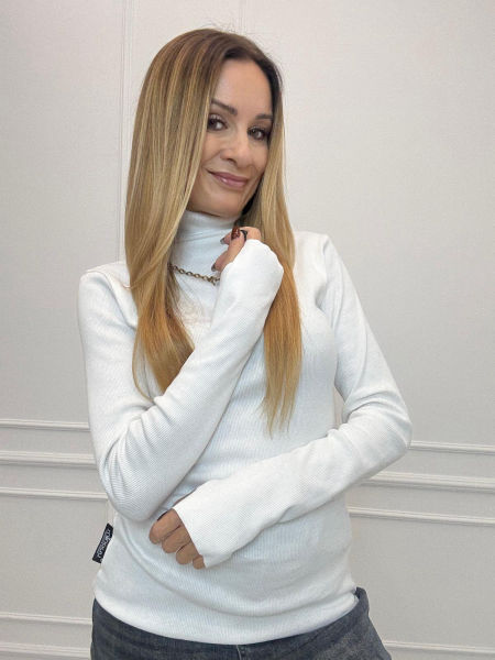 Kokosowy Sweter Minouu Półgolf Wiskoza