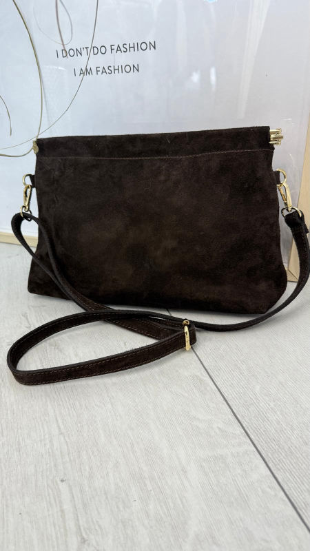 Zamszowa Torebka Zapinana na Magnes  