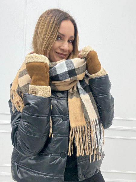 Karmel Szal w Kratę