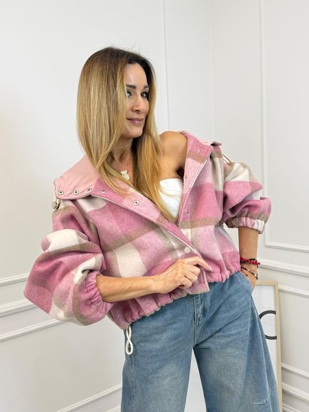 Kurtka w Różowo Beżowa Kratę