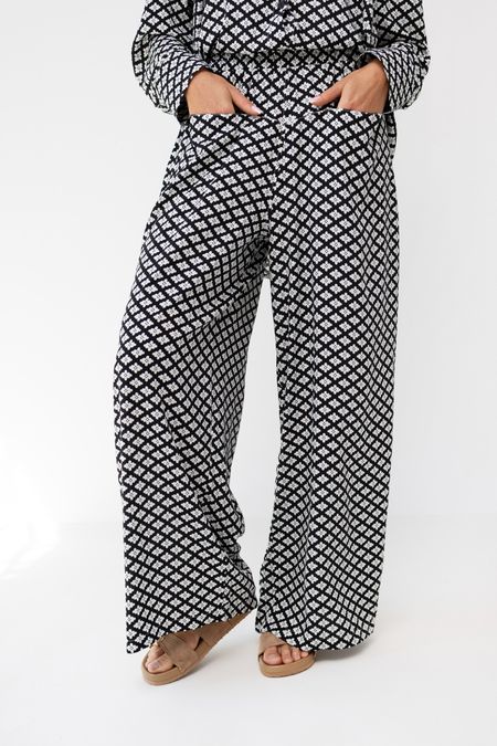 Damskie Spodnie Soft Touch (czarny) Miss City Official 