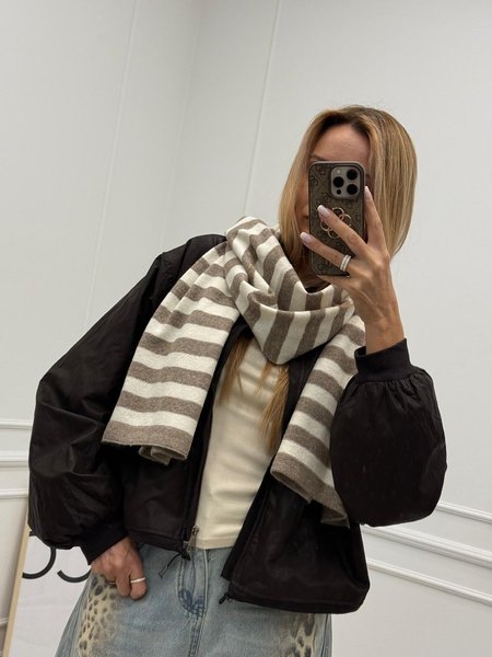 Szalik Dzianinowy w Paski Soft Stripes Beżowy