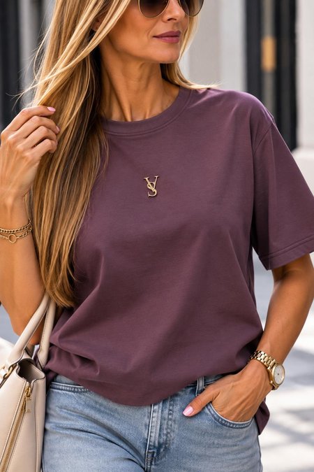 Klasyczny Bluzka T-shirt Velsatino z Minimalistycznym Logo Ceglasta