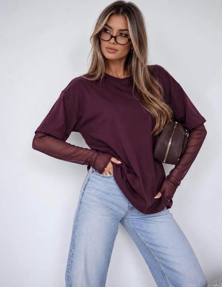 Bordo Damski T-Shirt Bocca z Siatkowymi Rękawami