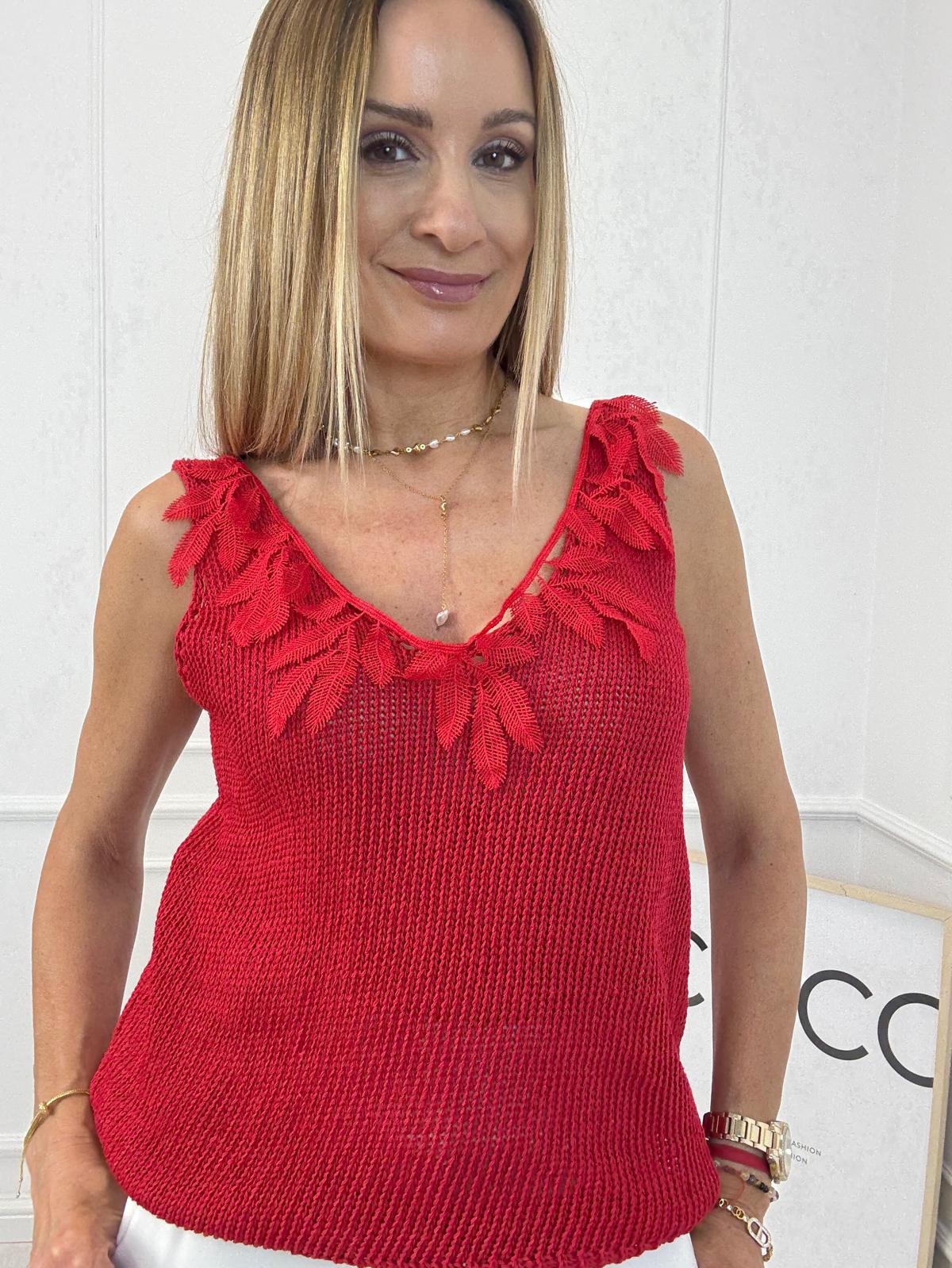 Czerwona Bluzka Top Ażur Piórka MINOUU 