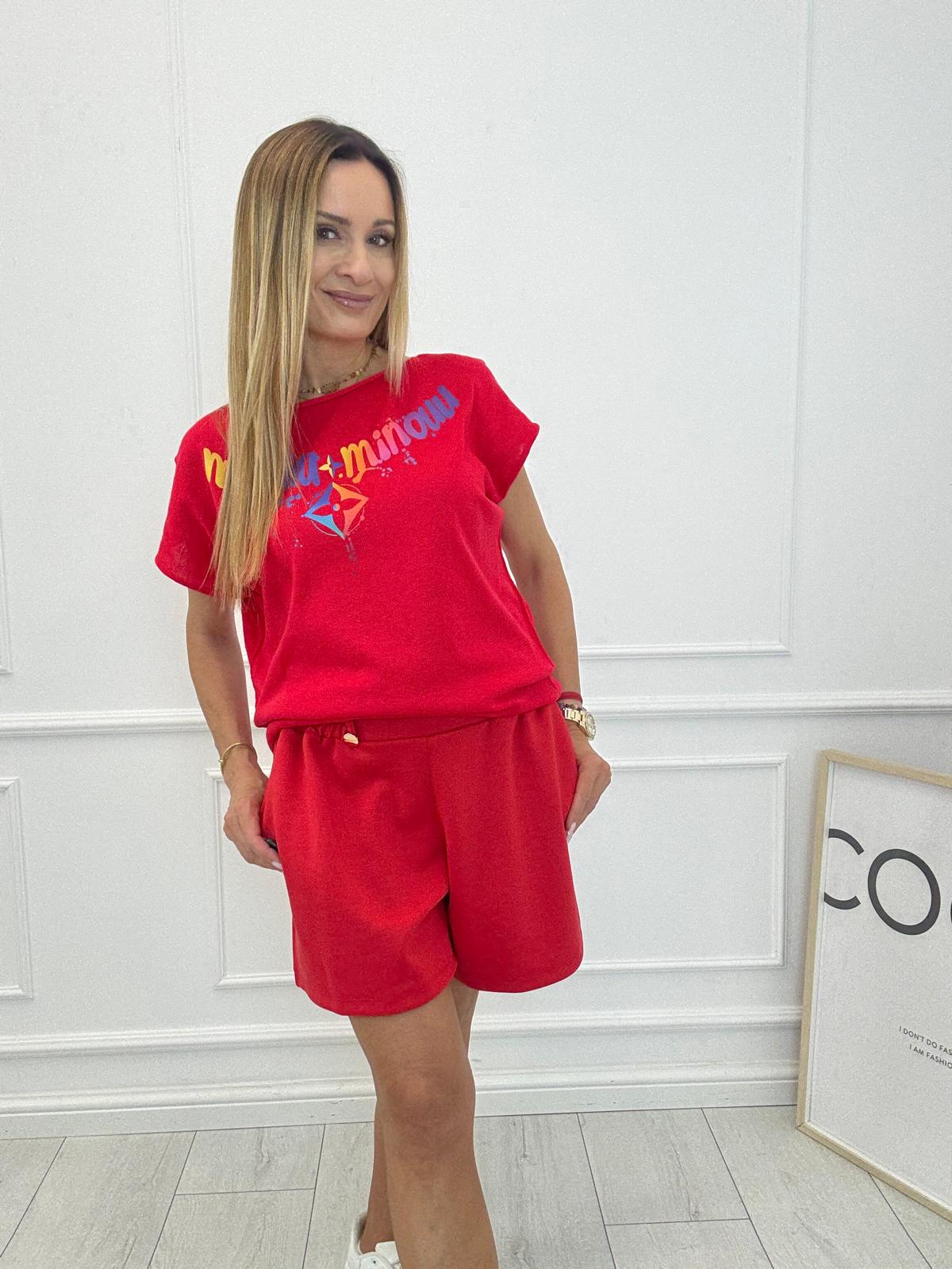 Czerwona Bluzka Flora z Kolorowym Logo Minouu 