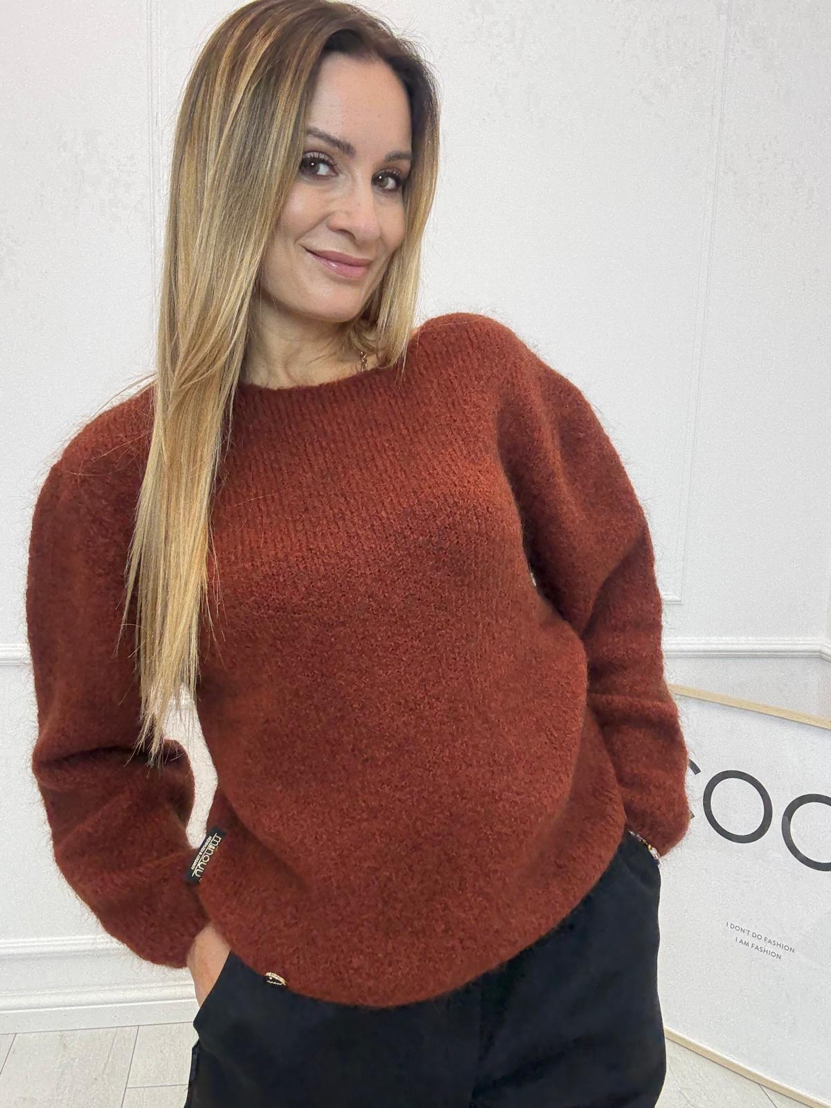  Sweter Minouu Moher Cynamon