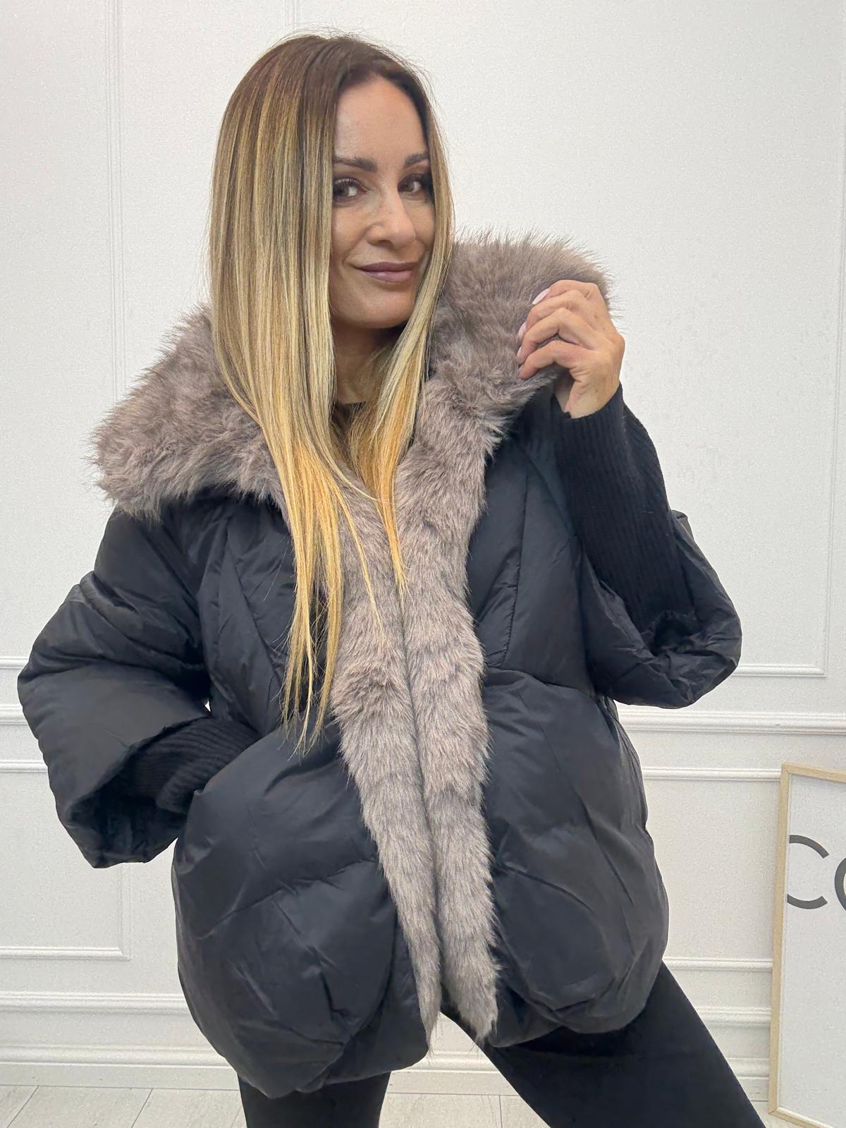 Kurtka Puchowa Czarna z Odpinanym Futerkiem