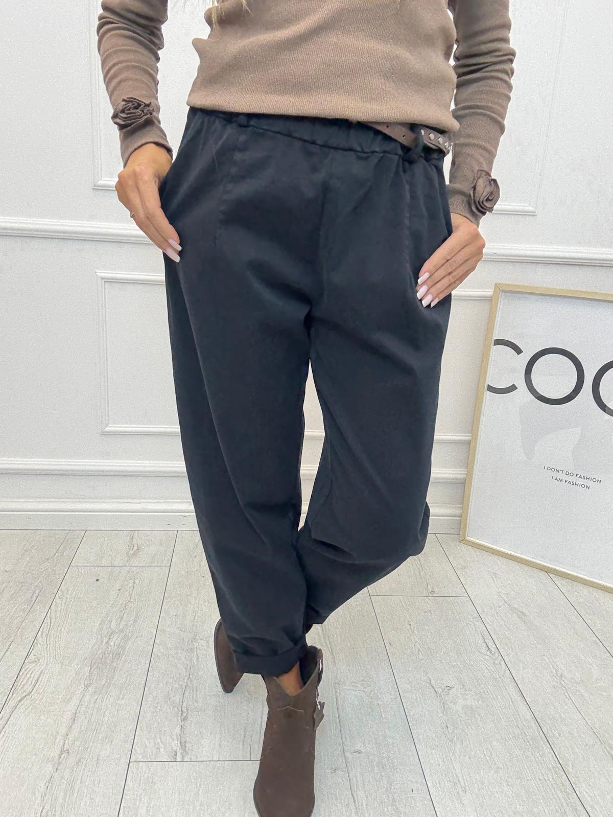 Czarne Spodnie z Paskiem