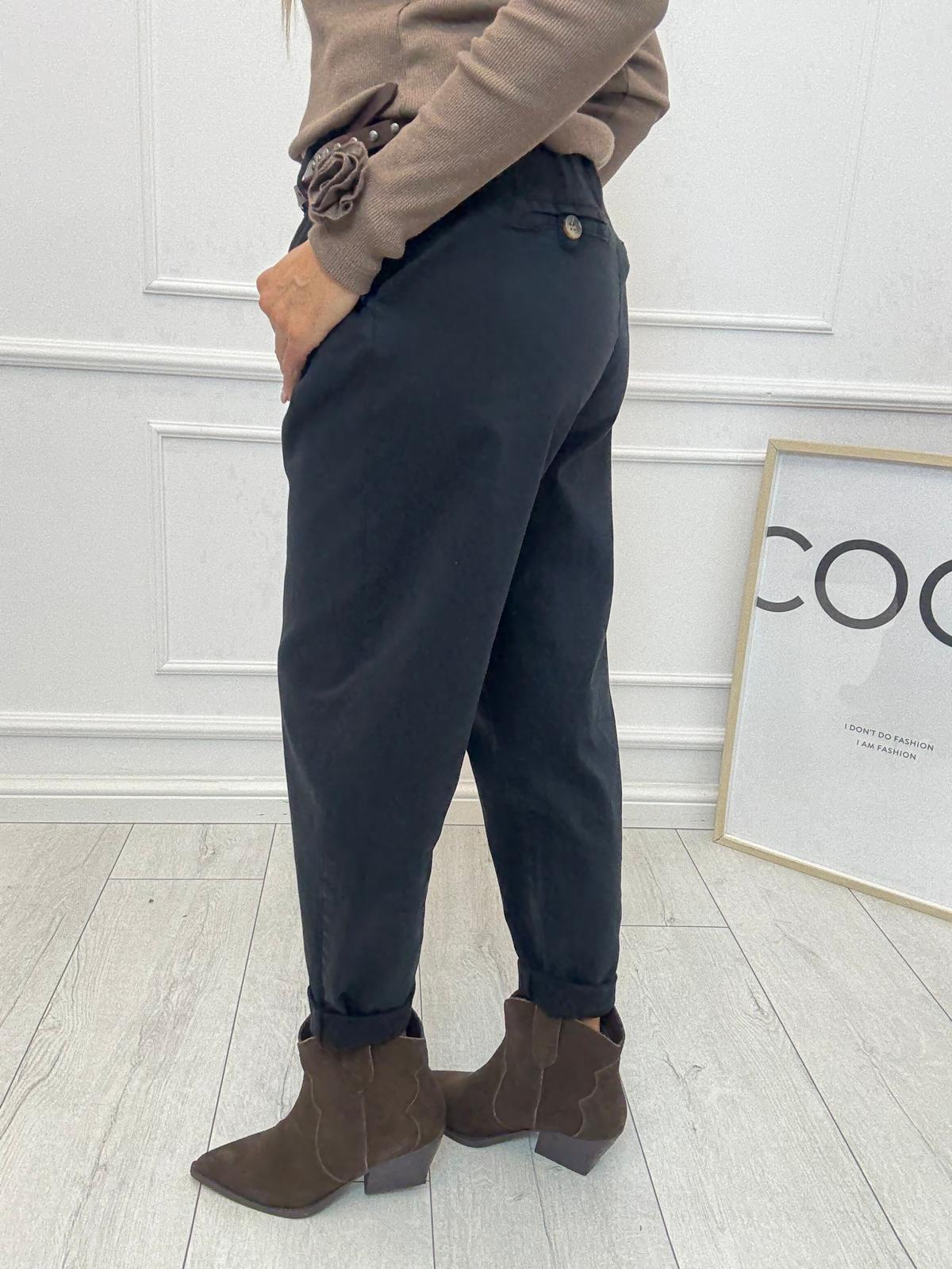 Czarne Spodnie z Paskiem