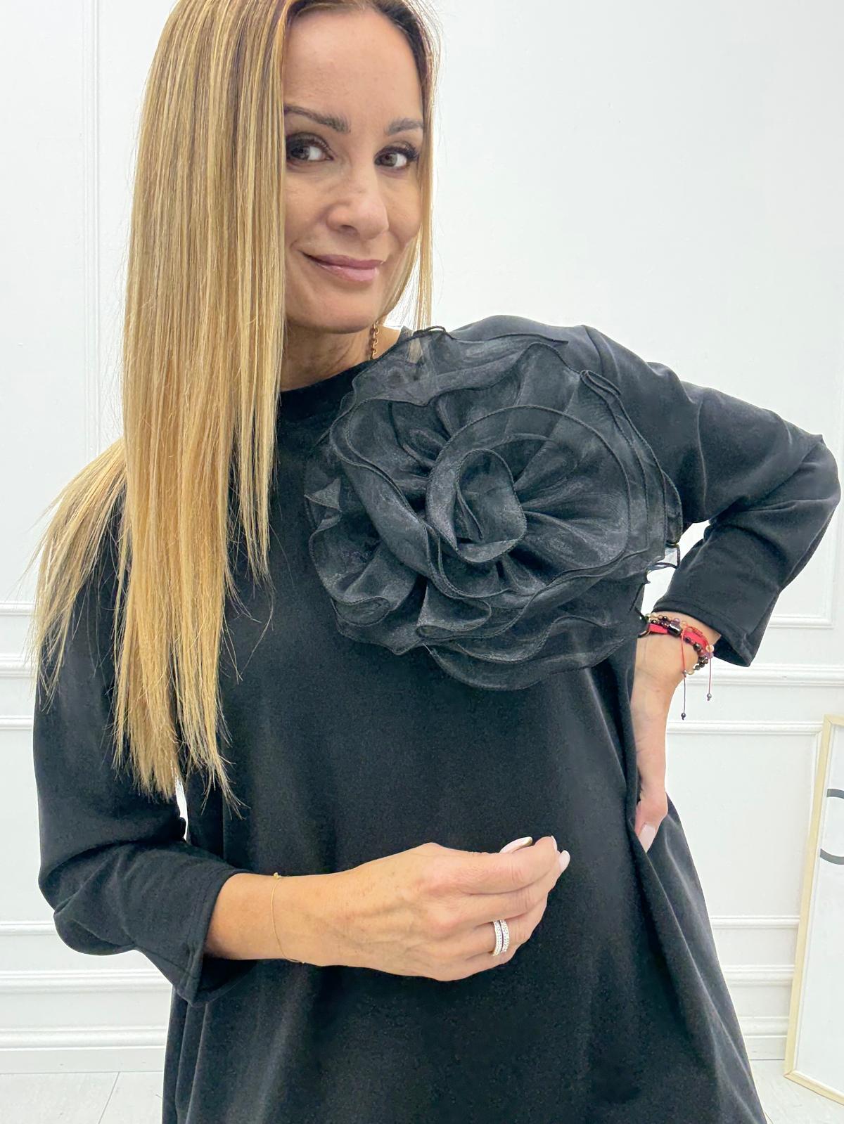 Czarna Sukienka Minouu z Różą