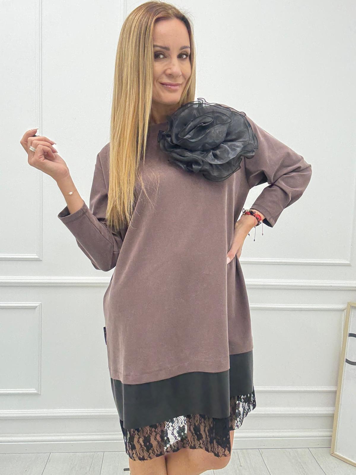 Czekoladowa Sukienka Minouu z Różą