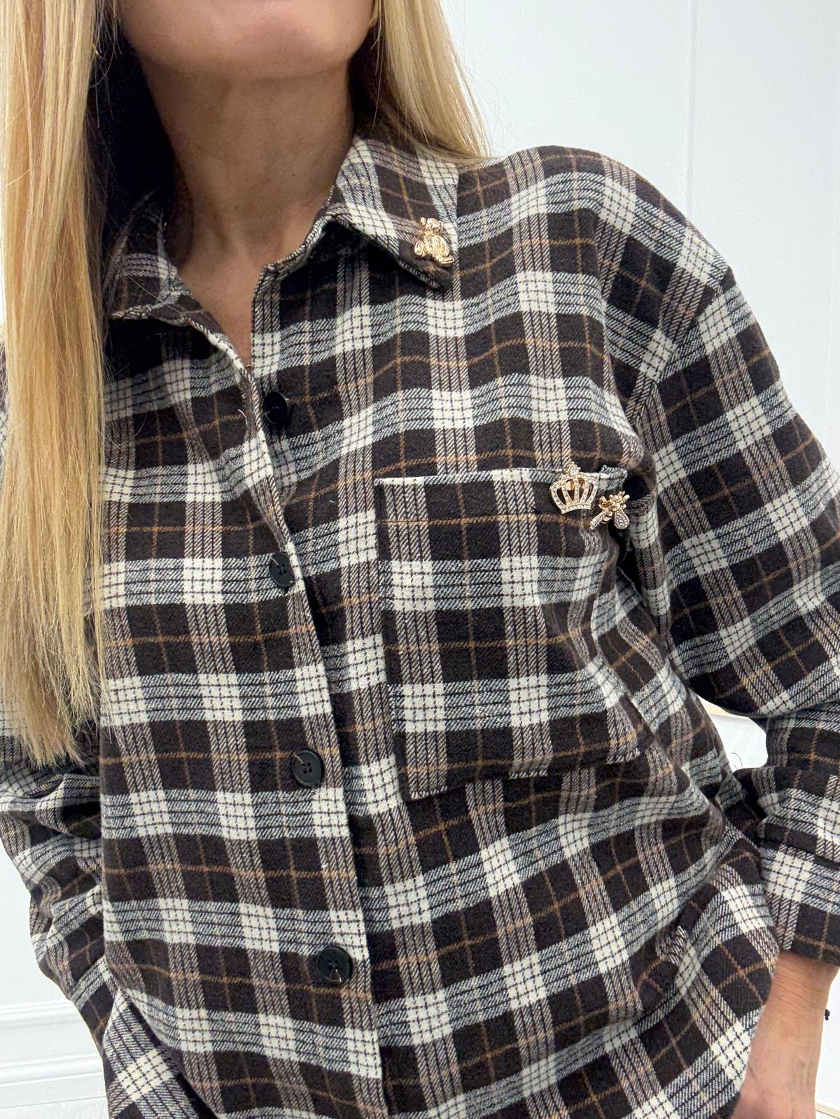 Flanelowa Koszula z Przypinkami w Czekoladową Kratę