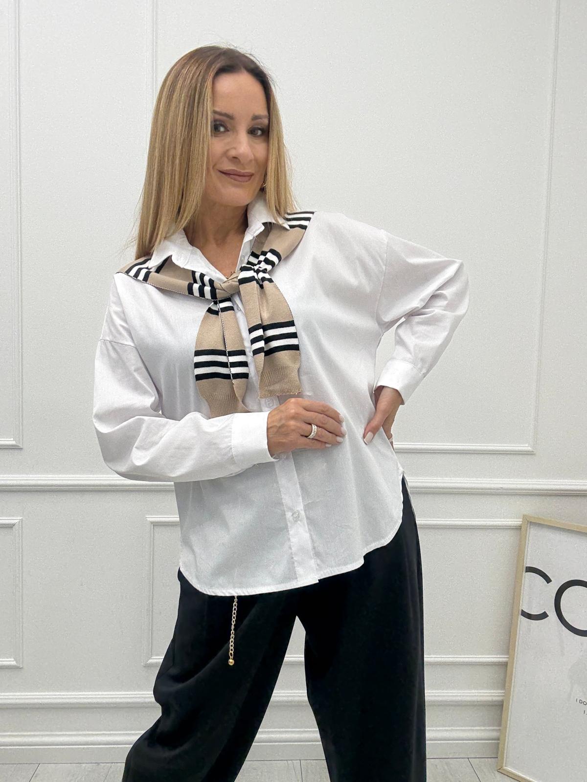 Biała Koszula z Nakładanym Swetrowym Szalem MIHO'S