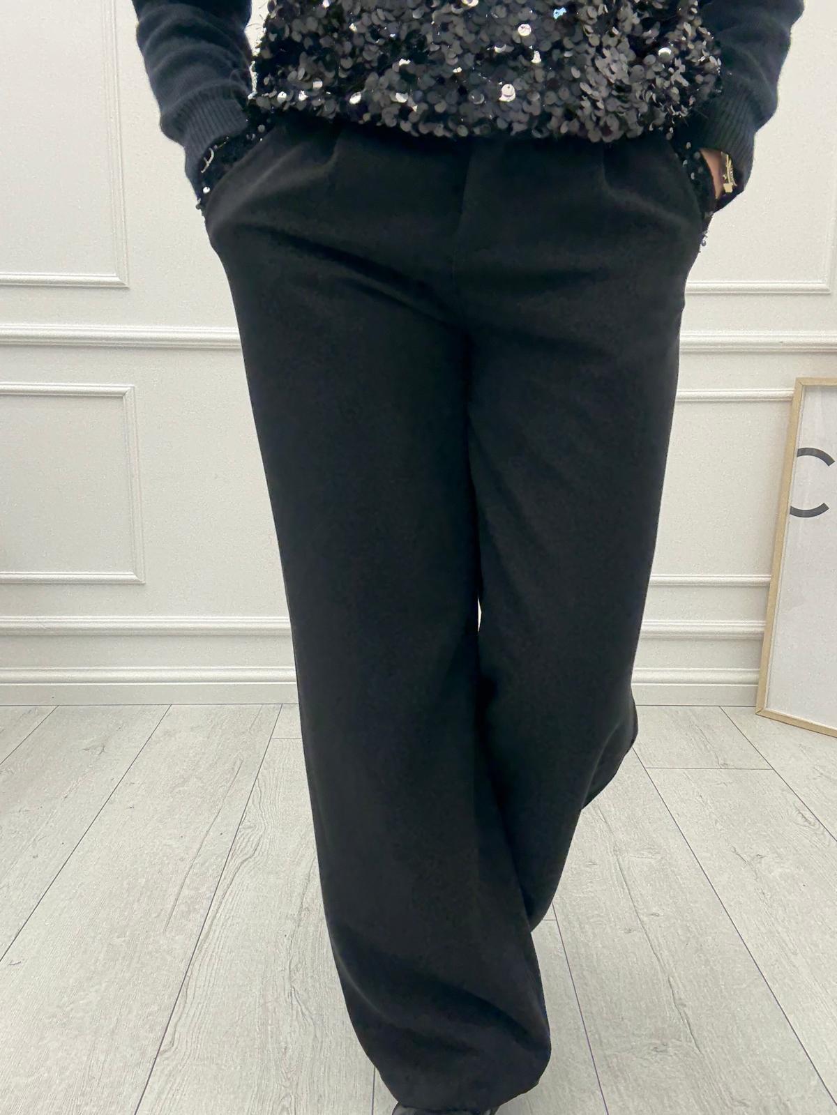 Czarne Spodnie z Cekinowymi Kieszeniami