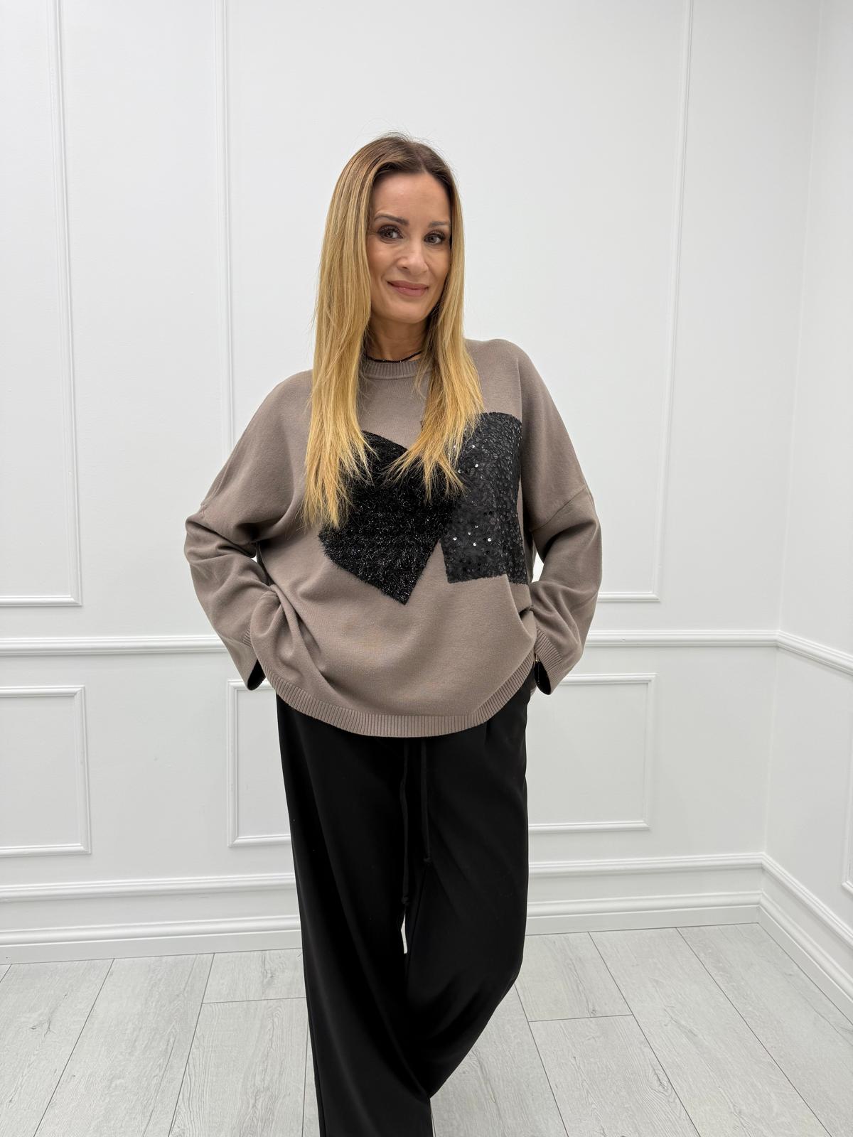 Stylowy Sweter Minouu