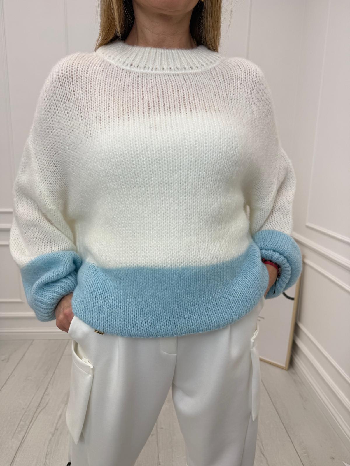  Sweter Minouu z Baby Alpaki Kokos z Błękitem 