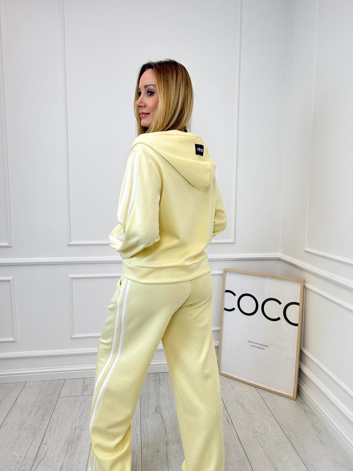 Elegancki Dres Minouu Bananowy