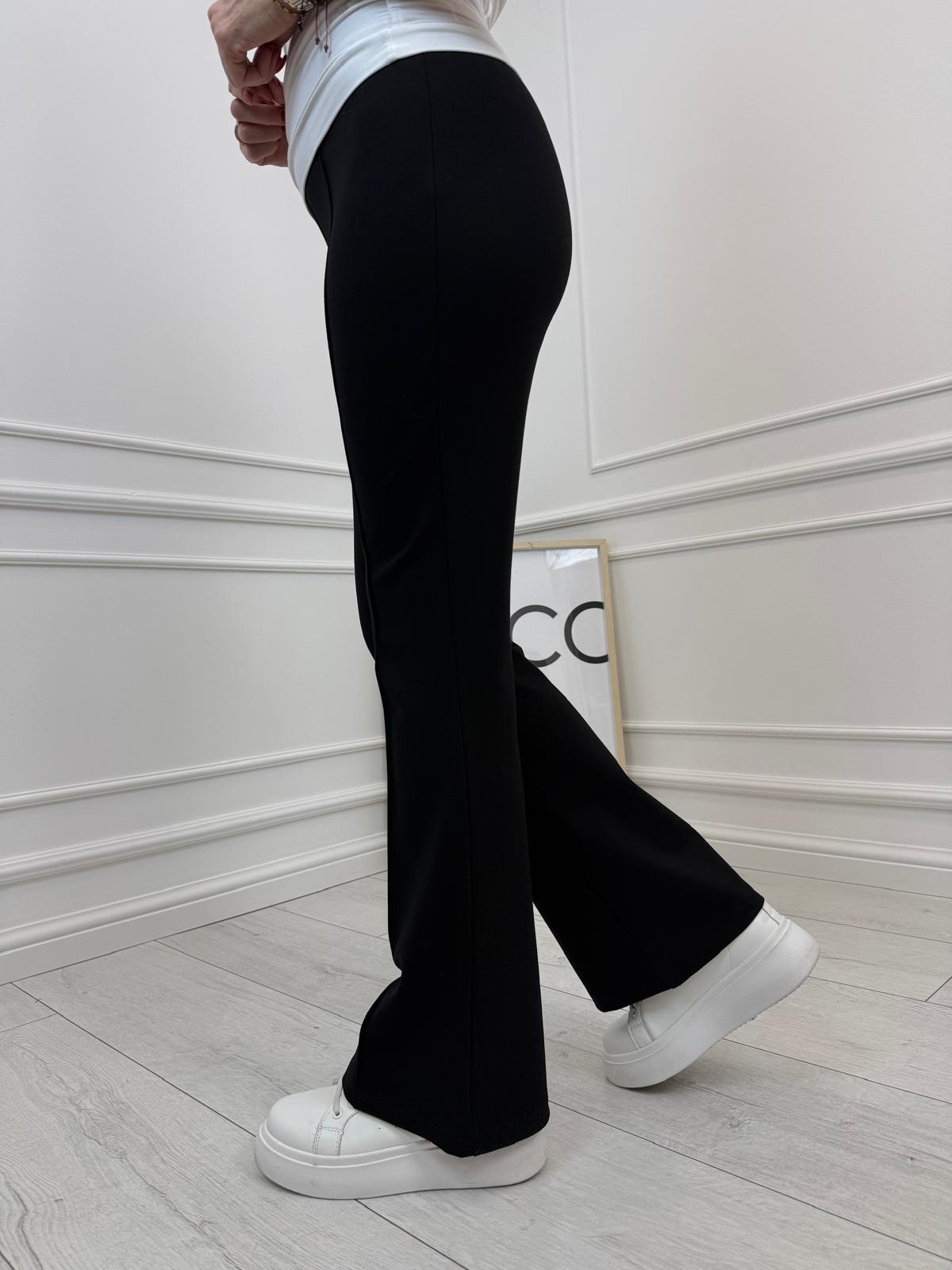 Czarne Eleganckie Dzwony Minouu