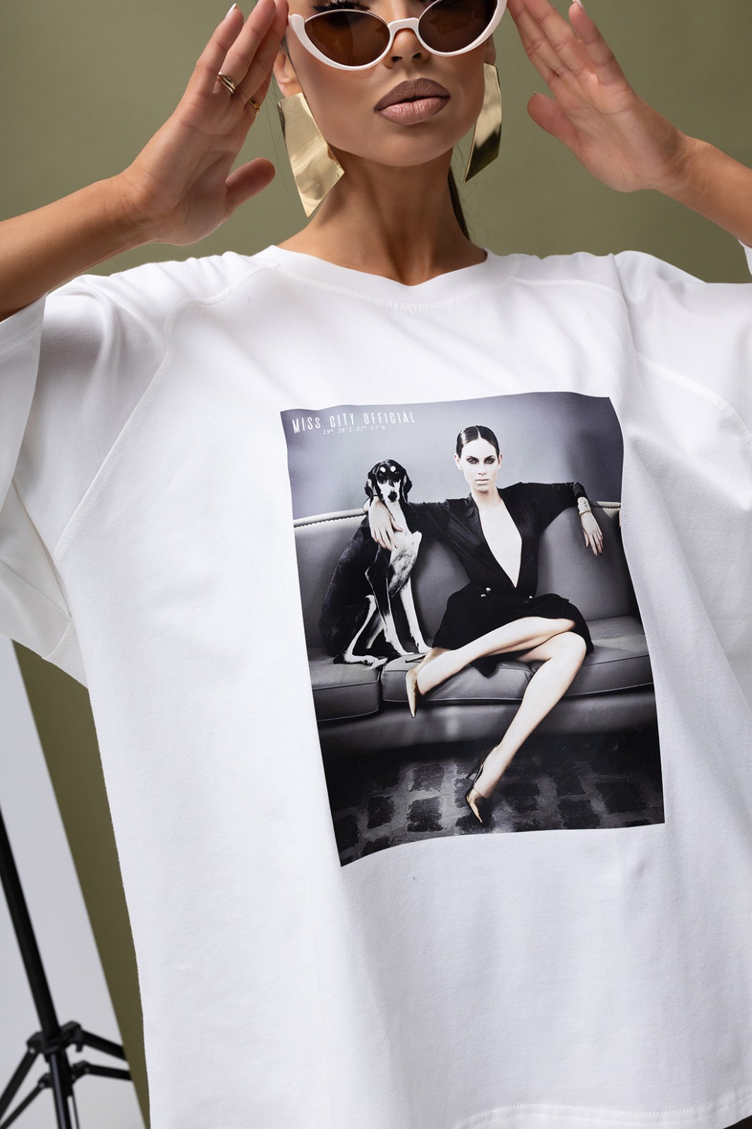 Damski T-shirt Madame (biały) Miss City Official 