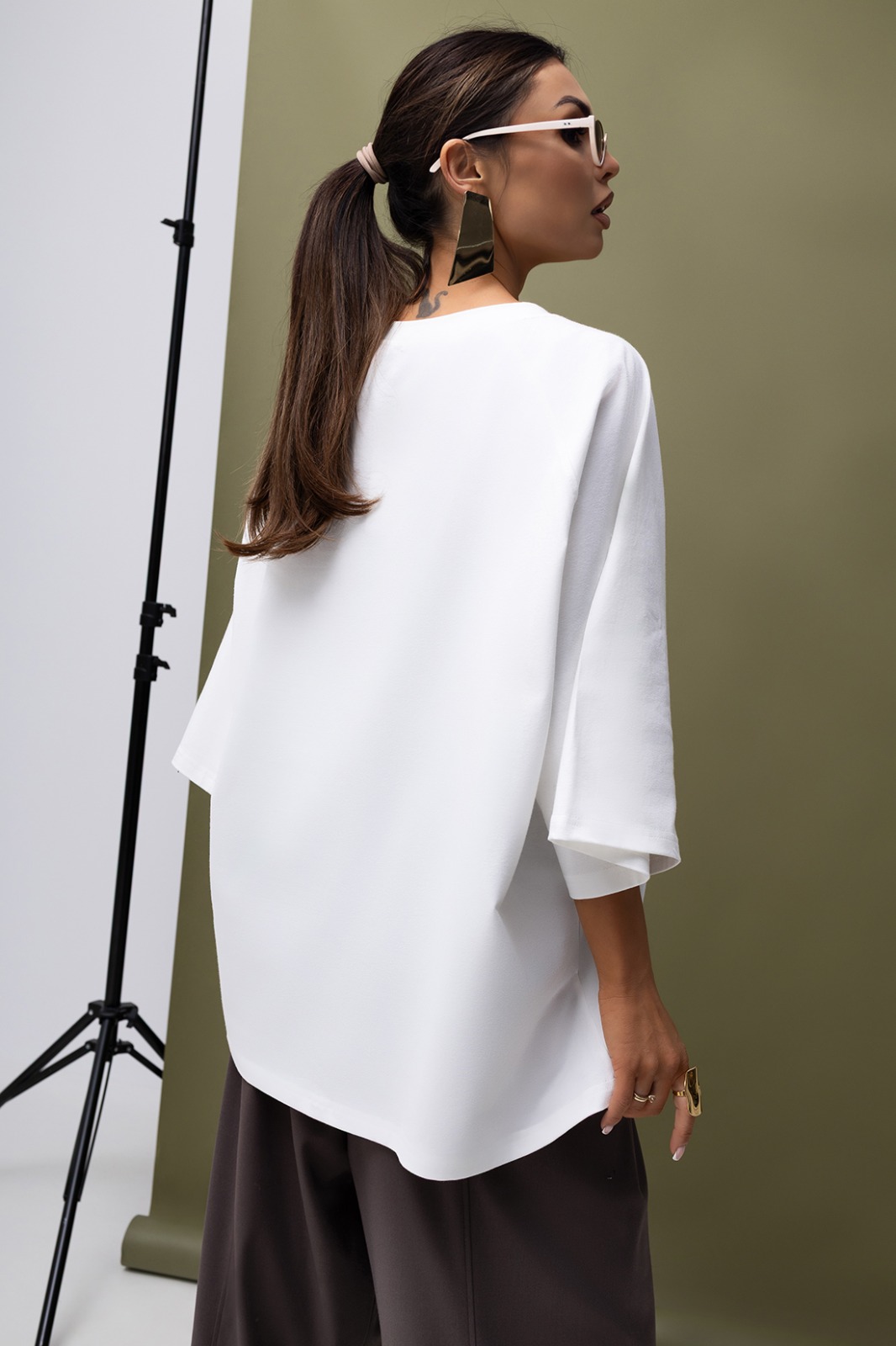 Damski T-shirt Madame (biały) Miss City Official 