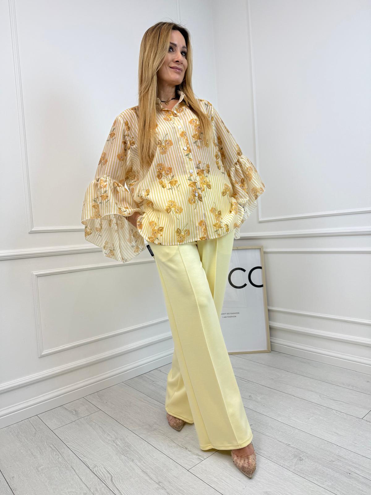   Koszula Minouu Kwiaty z Rozszerzonymi Rękawami