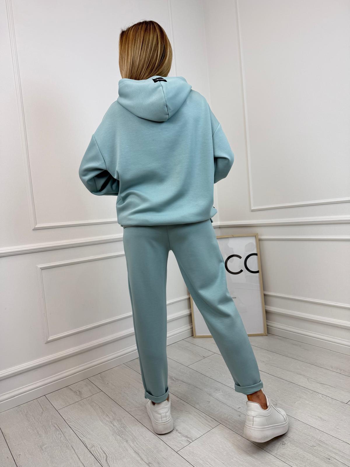 Masełkowy Komplet Dresowy BB Minouu Kolor Szałwia 