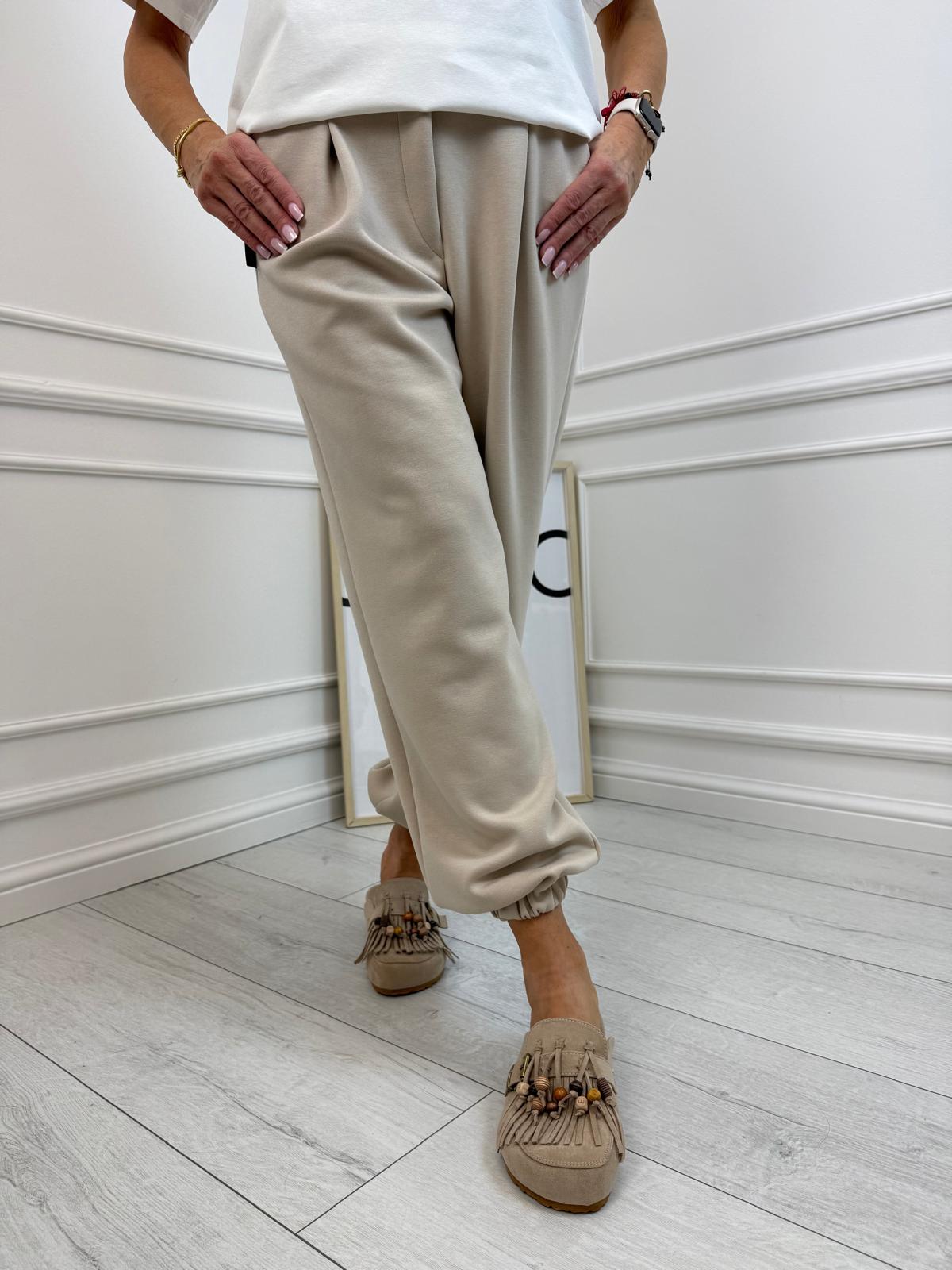 Beżowe Spodnie Minouu Jogger 