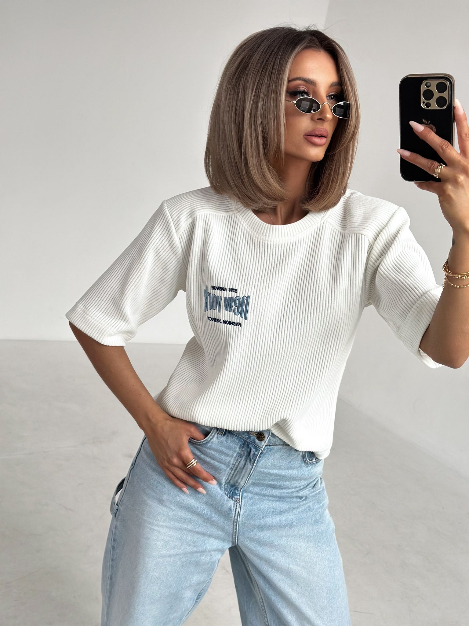 Bluzka Xana Ecru z Napisem New York