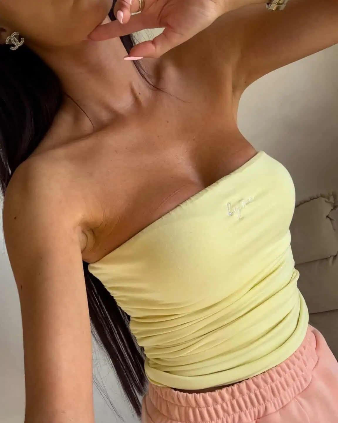 Bananowa Bluzka Top By Me