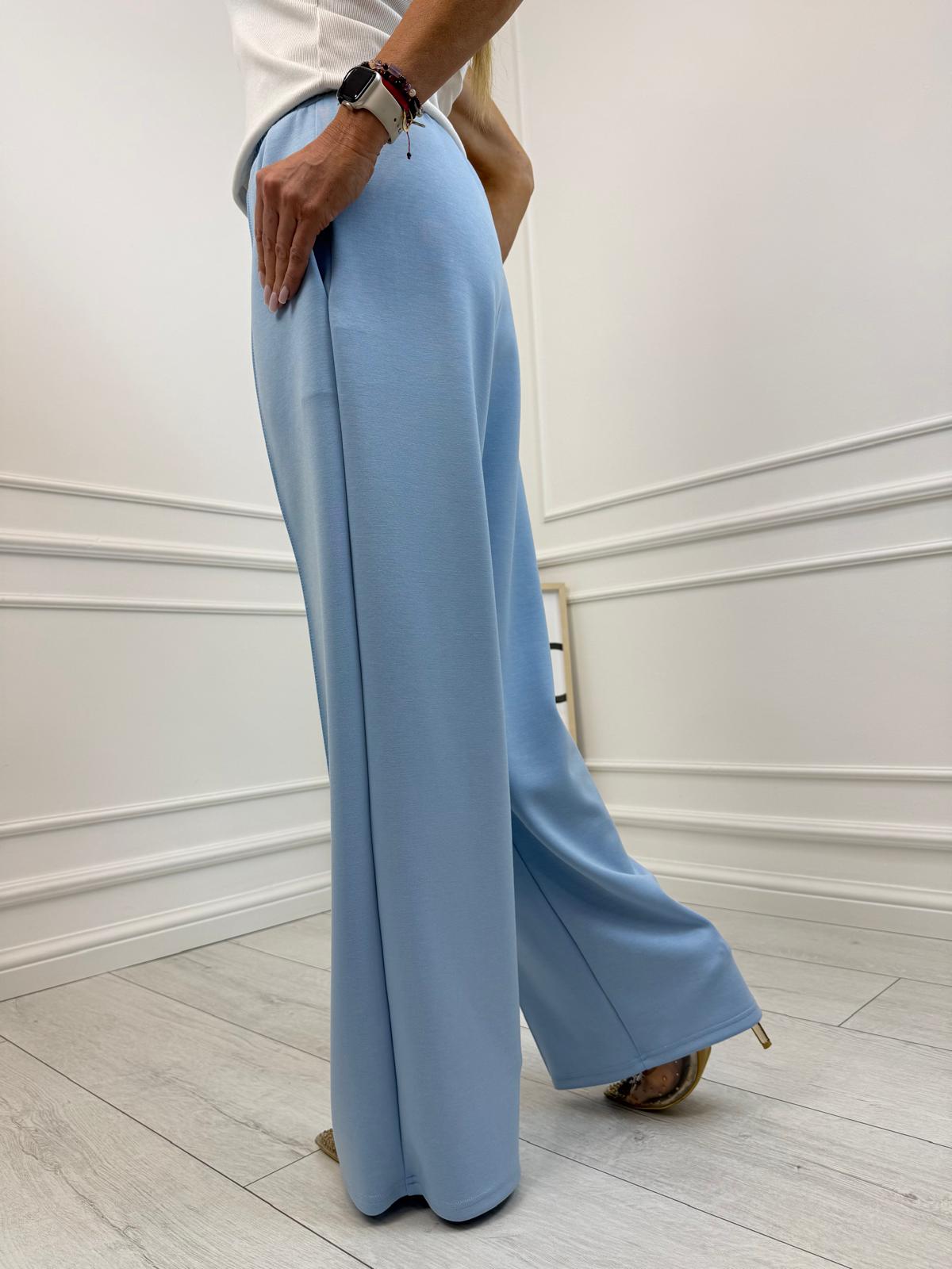 Błękitne Szwedy Spodnie z Wysokim Stanem 