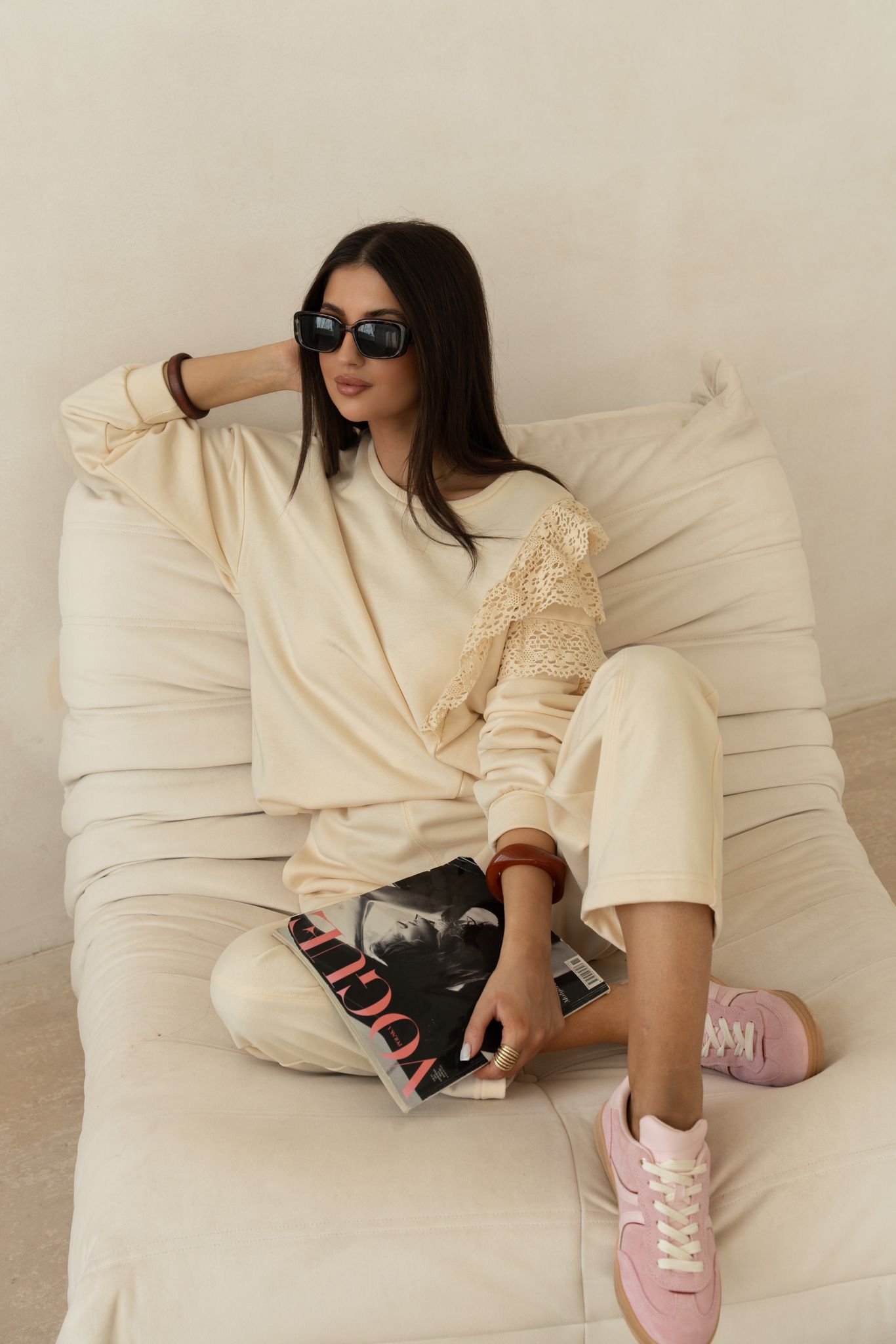 Bluza z Koronkową Wstawką Xana 