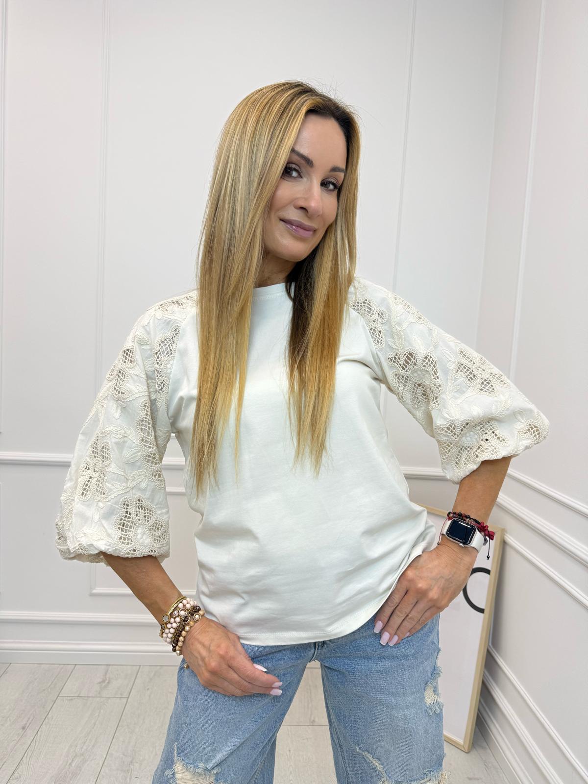 Bluzka z Koronkowymi Rękawami