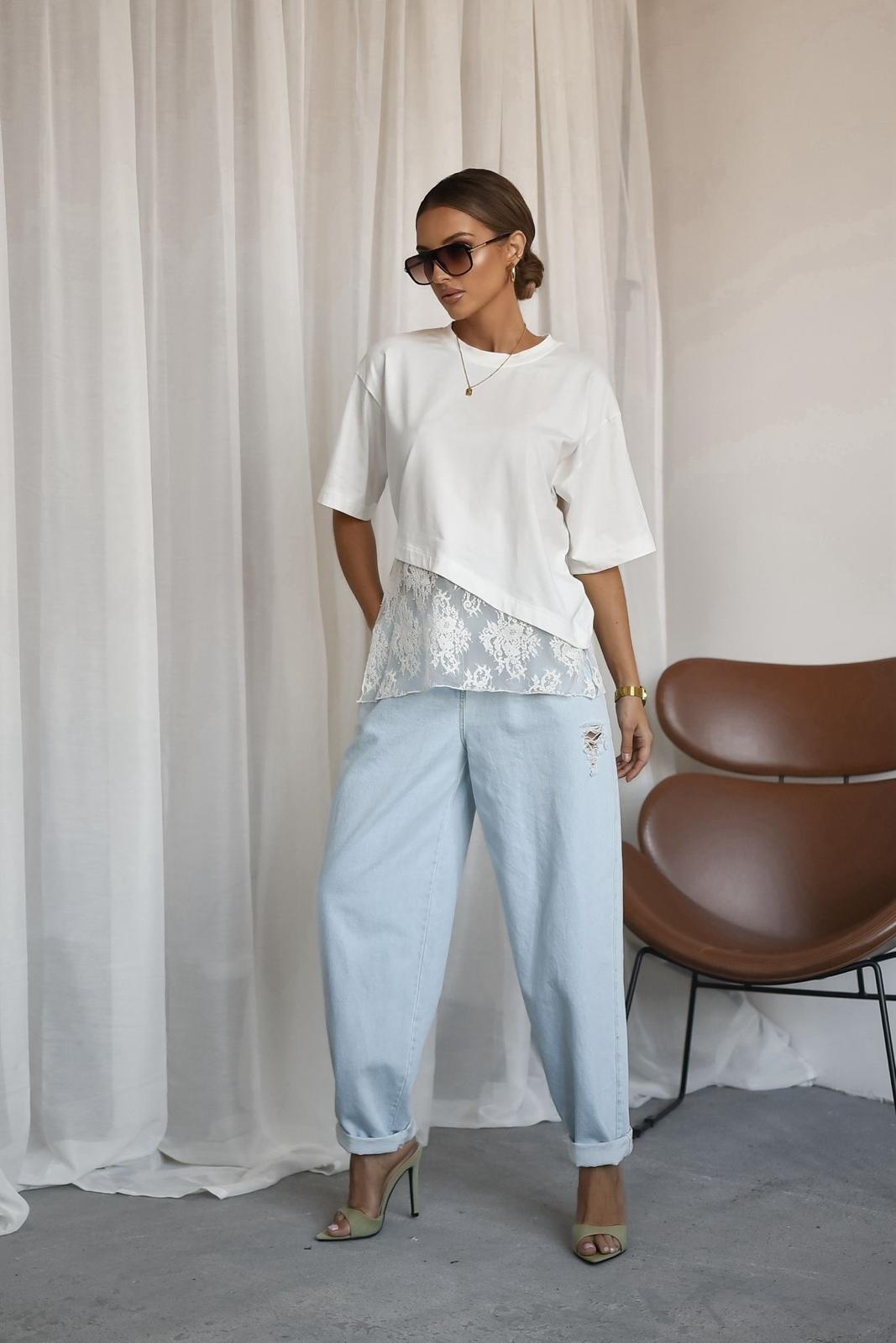 Bluzka z Koronkową Wstawką XANA Kremowa 