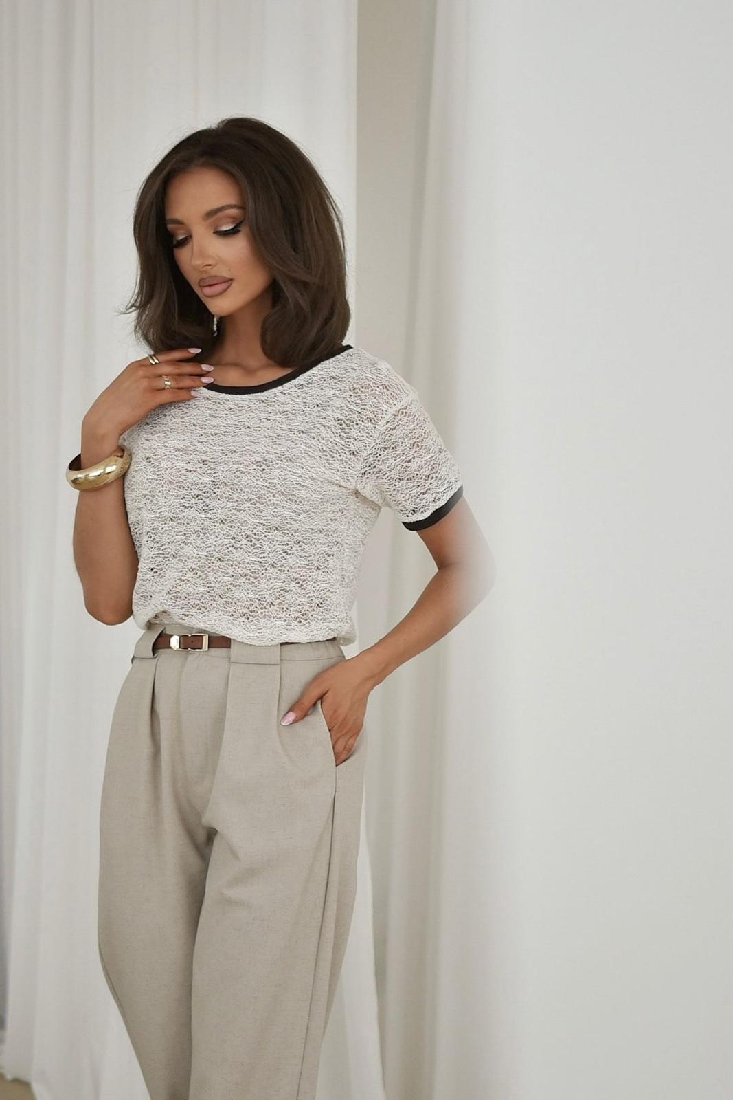 Beżowa Bluzka T-shirt z Koronki Xana Jasny Beżowy