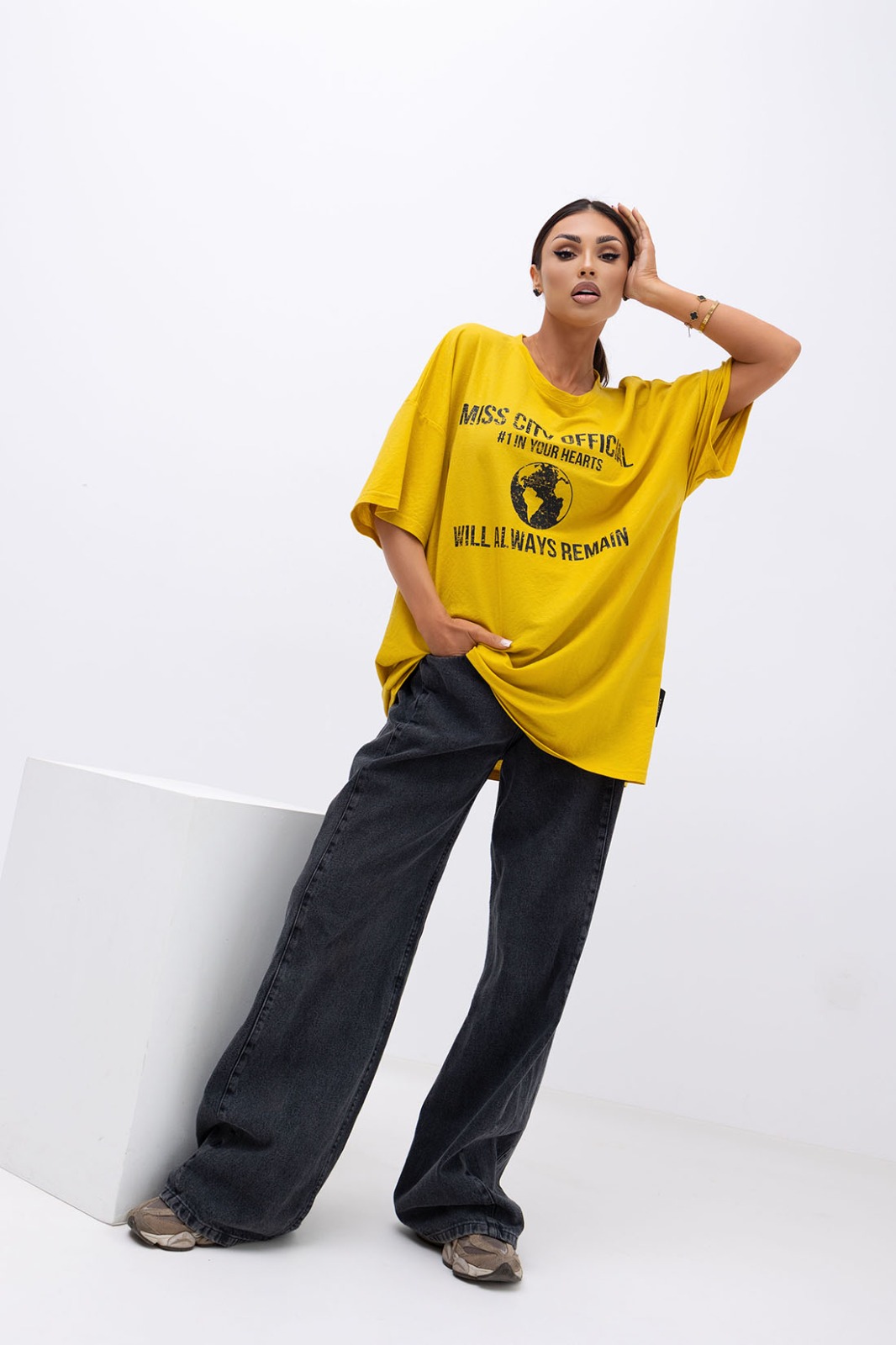 Damski T-shirt Urban Globe (żołty)