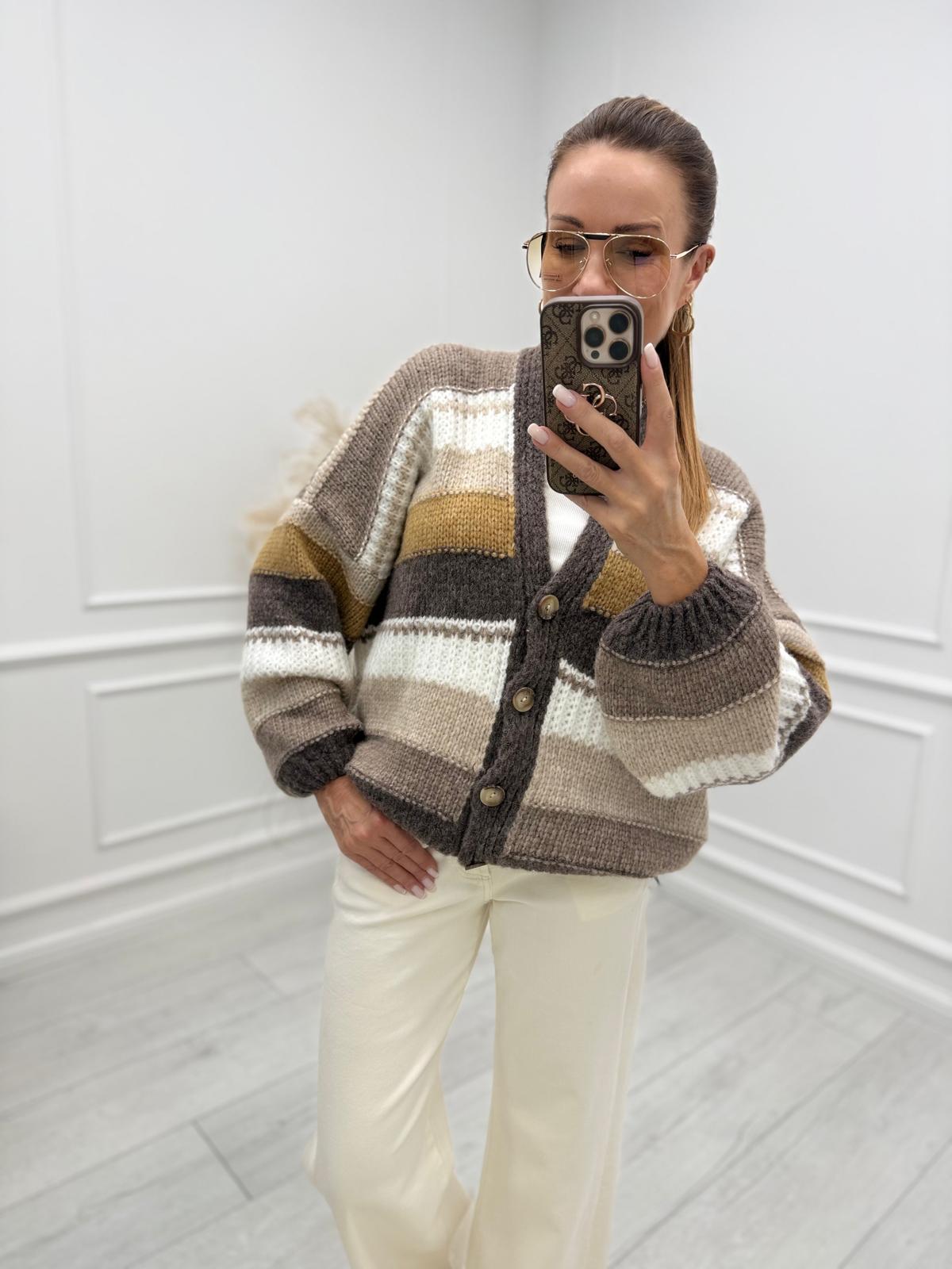 Sweter POLA w Szerokie Pasy z Białym
