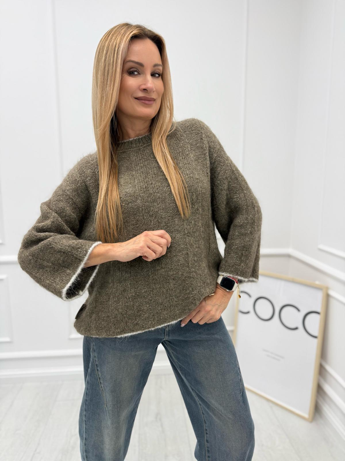 Moherowy Sweter Minouu Soft Hood