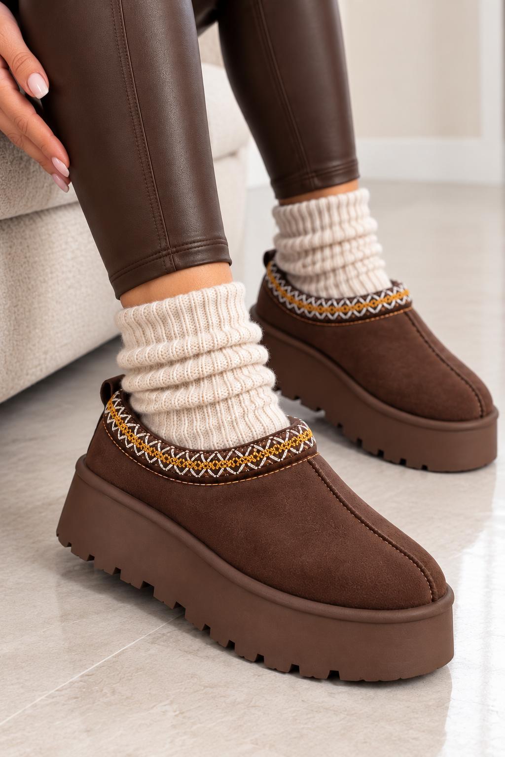 Modne Buty na Platformie z Futerkiem Brązowe